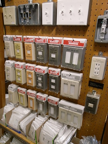 東京リノ日和 P.F.Sパーツセンター スイッチプレート