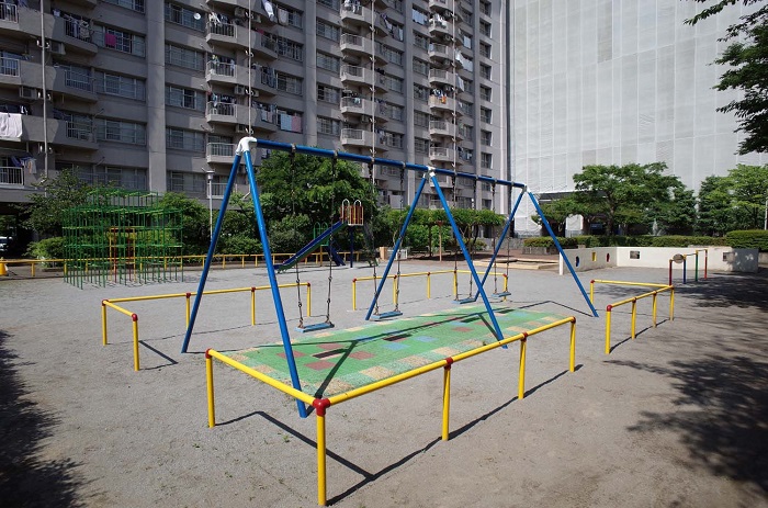 東陽町住宅　中庭　公園