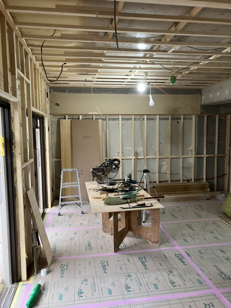 整理整頓されたリノベーション工事現場