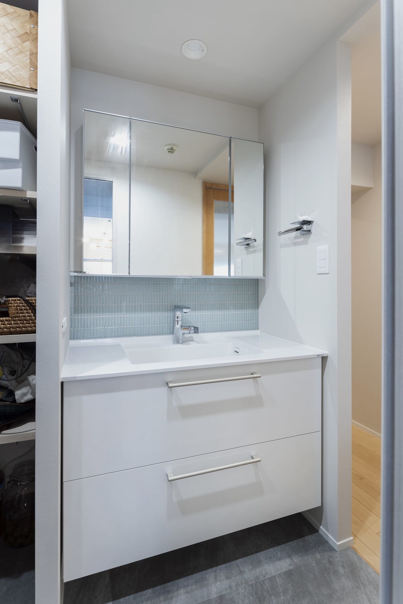 家族の暮らしに合わせた光と風があふれる住まい