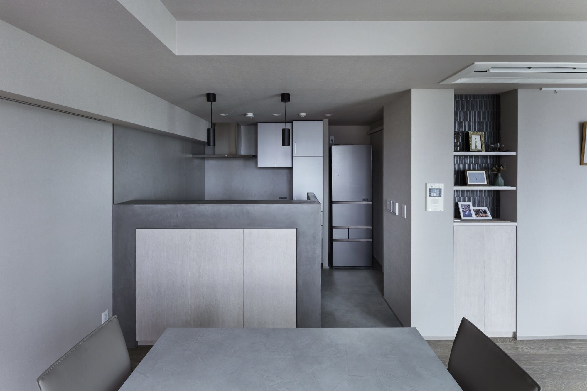 収納と快適性を両立。夫婦が共に心地よく暮らせる住まい