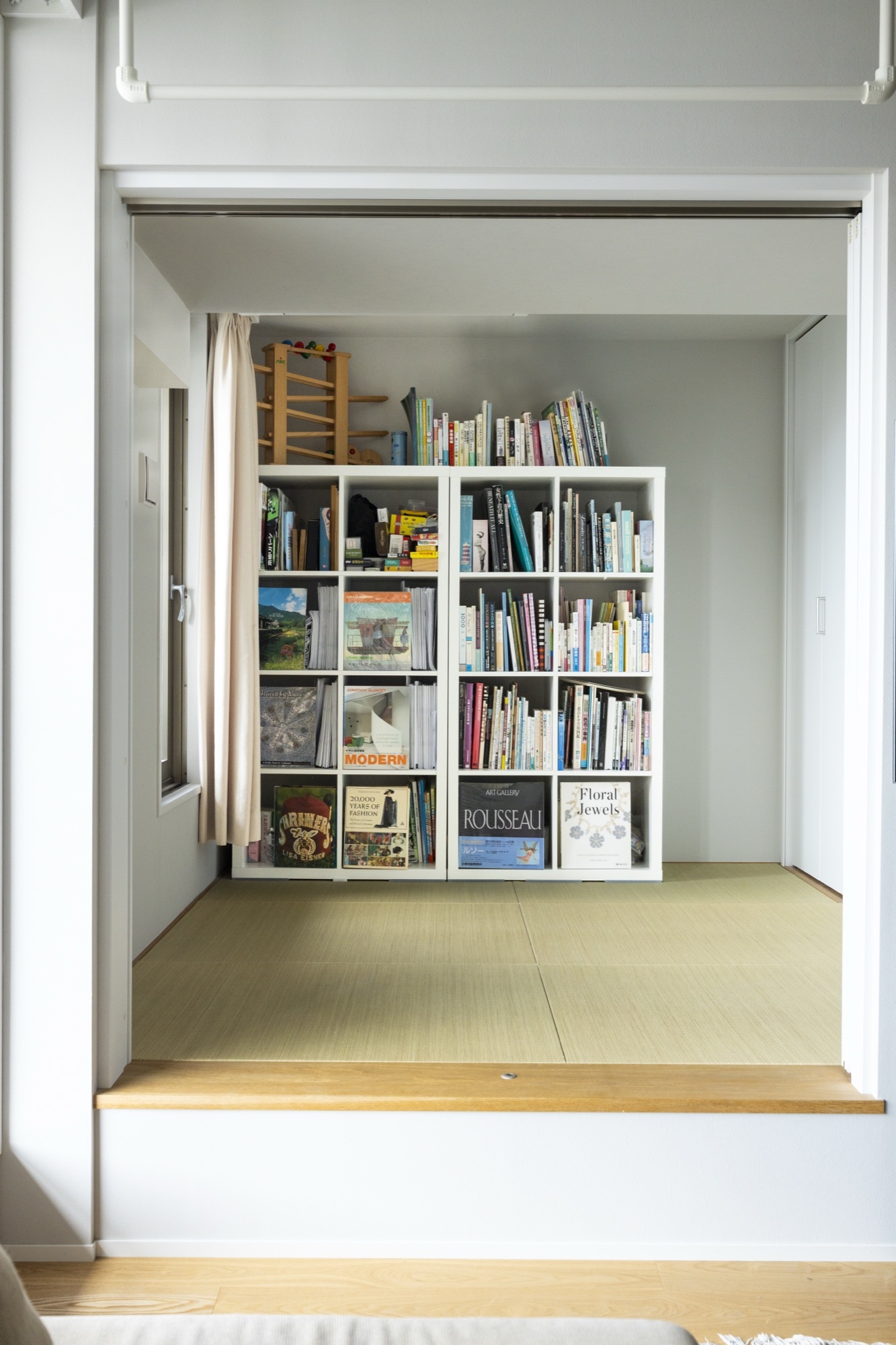 家族が集まる心地良い、大きなダイニングテーブルのある暮らし