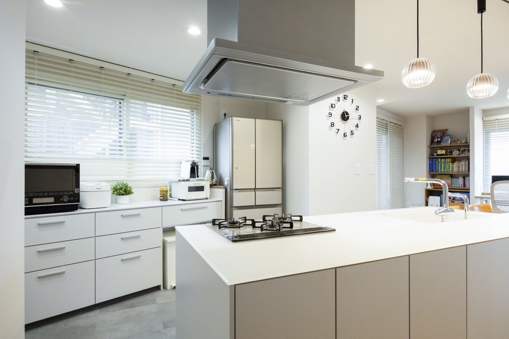 家族が集い、くつろぐリビング