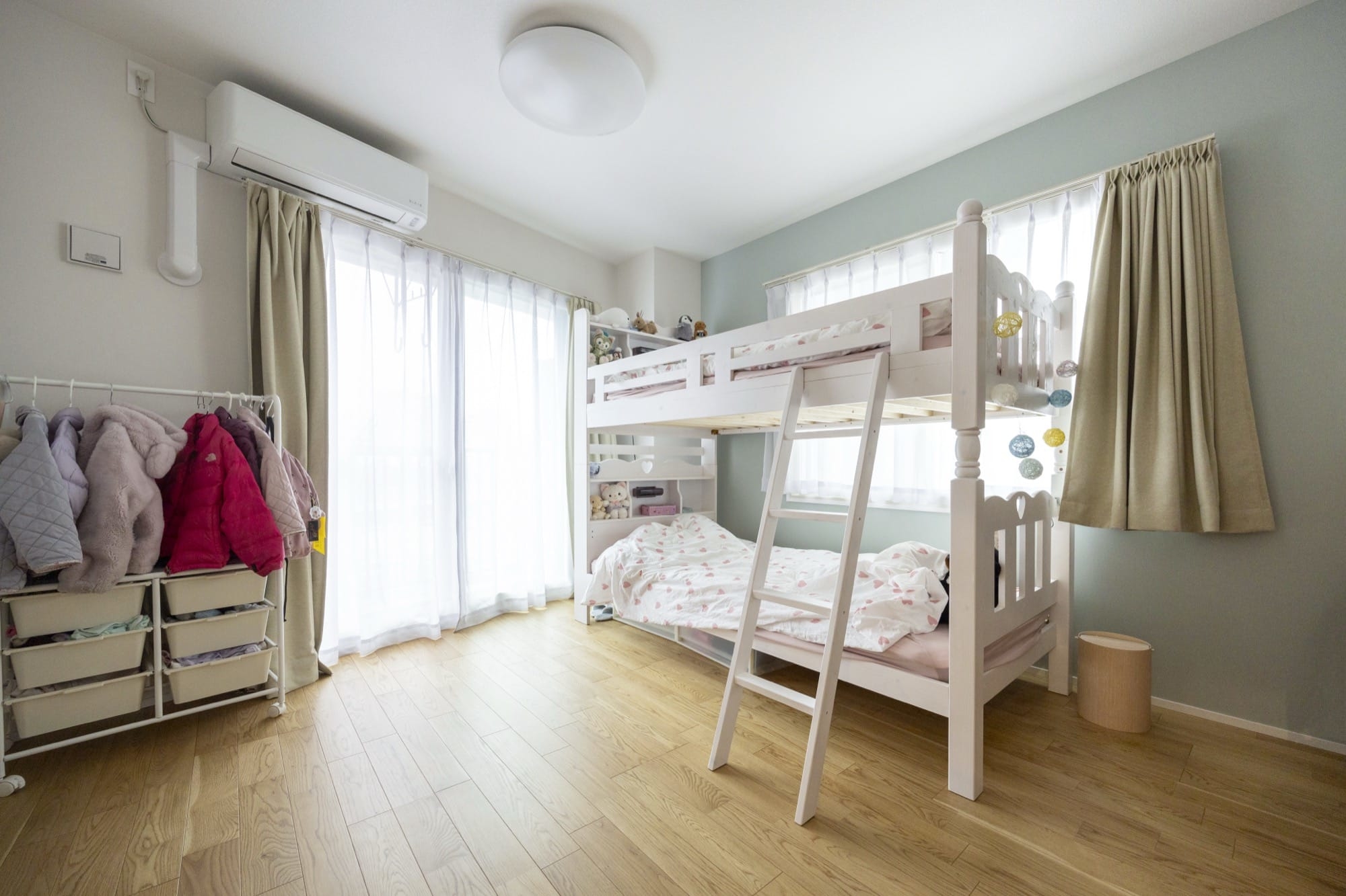 家族が集い、くつろぐリビング